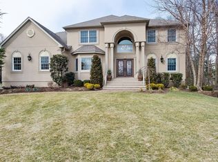 2 Carri Farm Ct, Plainfield, NJ 07060
