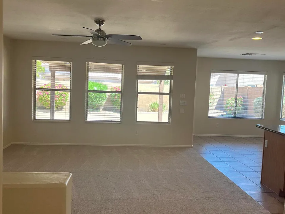 4322 W Fremont Rd