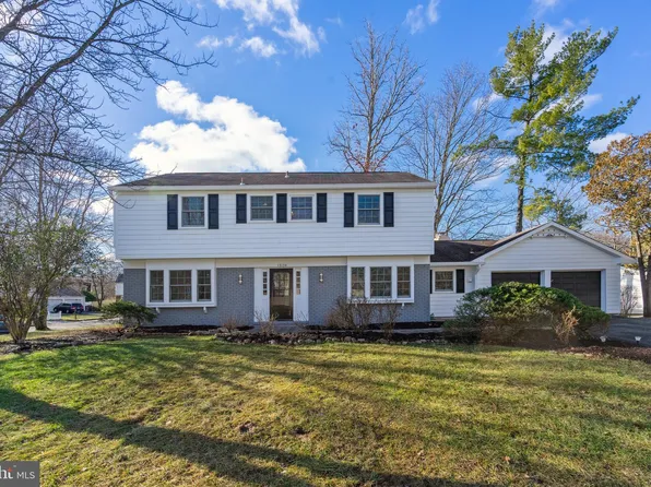 13134 Madonna Ln, Fairfax, VA 22033
