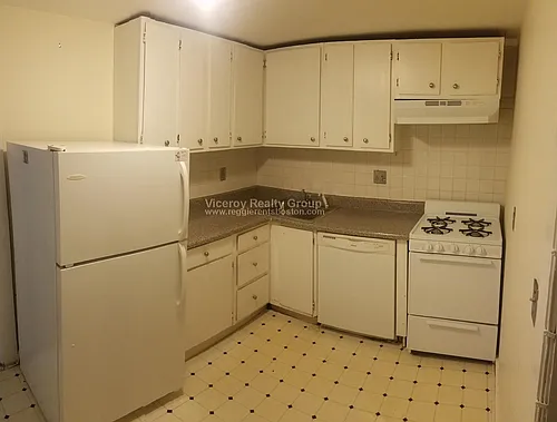 679 Massachusetts Ave #1 Photo 1