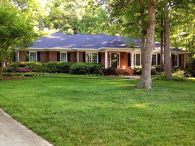 1st image of 160 Woodridge Dr