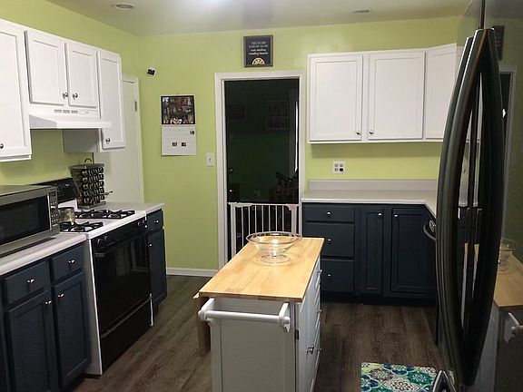 5th image of 118 S Ward St