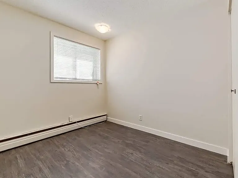 4822 54th St #215 — Photo 20
