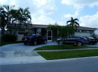 6712 NW 2nd St, Margate, FL 33063