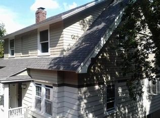 7 Saint Elmo Rd, Worcester, MA 01602