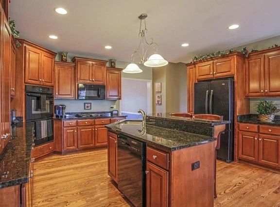 5th image of 12930 S Rockfish Ln