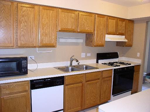 3rd image of 15950 Ashford Ct