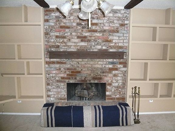 5th image of 402 Menlo Park Dr