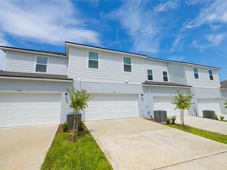 104 Royal Ranch Rd — Photo 13