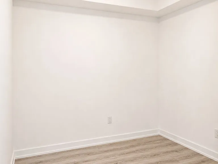 2490 Old Bronte Rd #718 — Photo 13