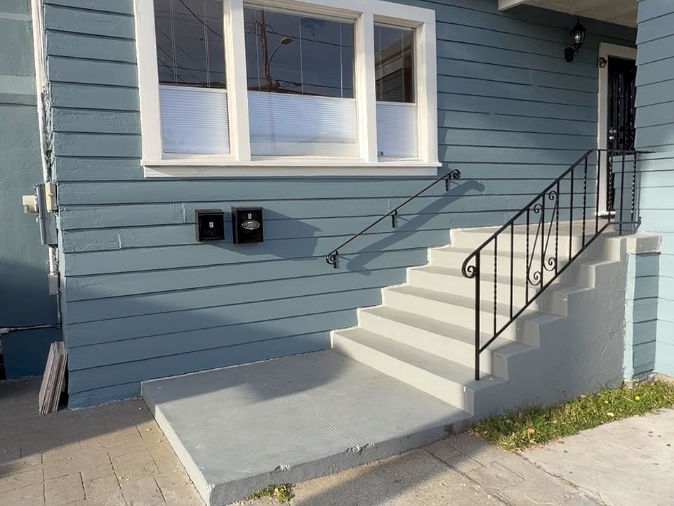 1st image of 1215 107th Ave