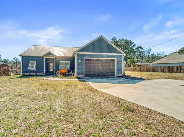 266 Ennett Lane, Sneads Ferry, NC 28460