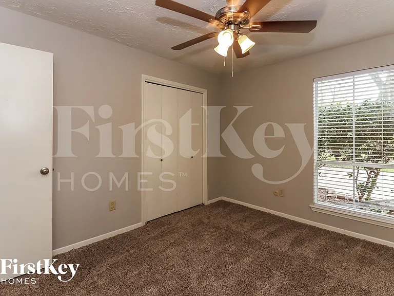 16518 Royal Mile Ln — Photo 11