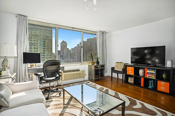 Rented by Compass | media 15