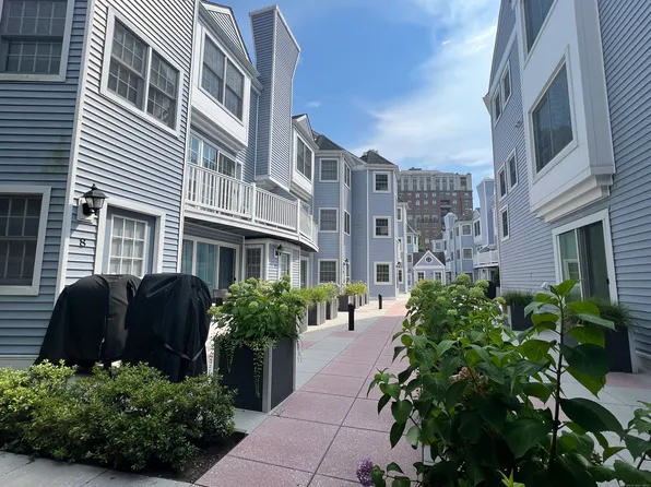 118 Grove Street APT 8, Stamford, CT 06901