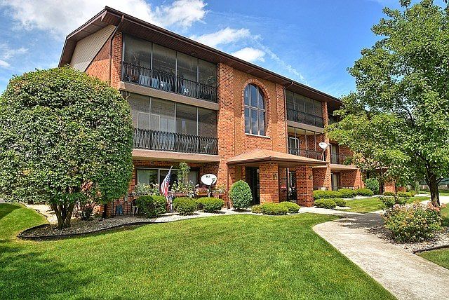 1st image of 8210 Cobblestone Dr #5-2D