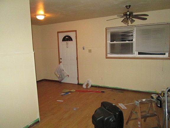 4th image of 271 Clyde Ave