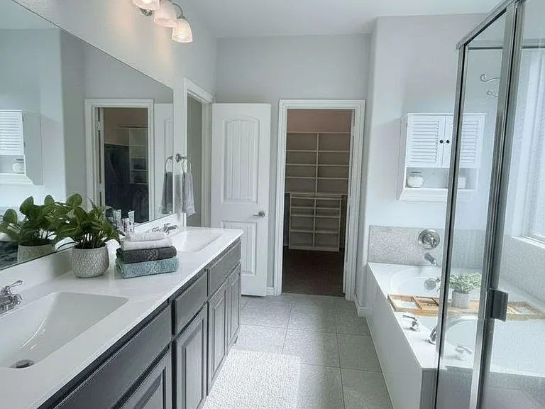 1009 Cushing Dr — Photo 6