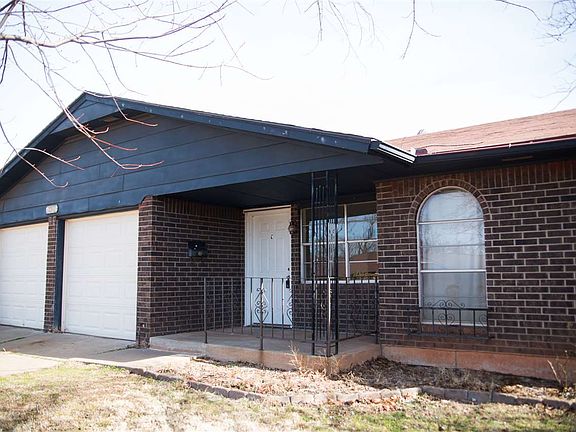 2nd image of 2511 N Park Dr
