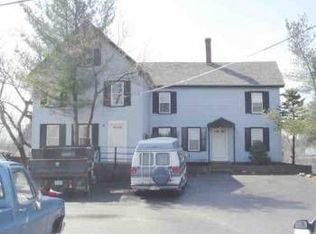 16 Martin St, Derry, NH 03038