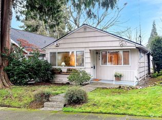 523 N 74th St, Seattle, WA 98103