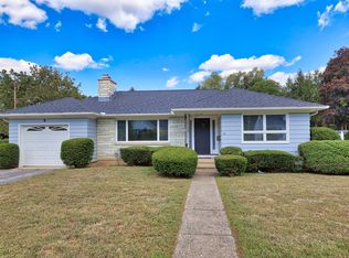 141 General Patton Dr, Naugatuck, CT 06770