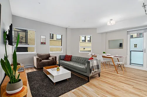 595 Pandora Ave #101 Photo 1