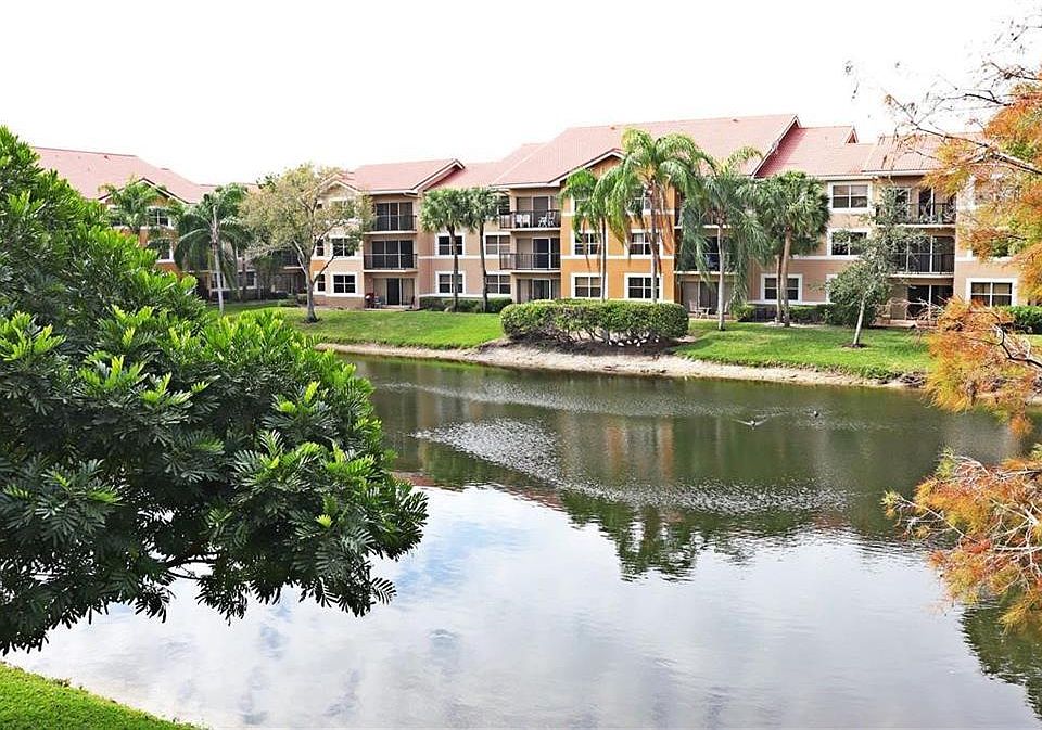 1st image of 8891 Wiles Rd APT 303