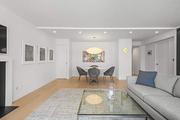 Rented by Sotheby's International Realty | media 4