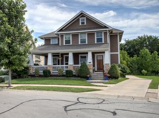 3074 SW Grandstand Cir, Lees Summit, MO 64081