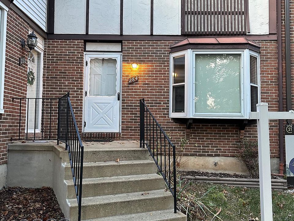 1st image of 284 Jay Jay Ct