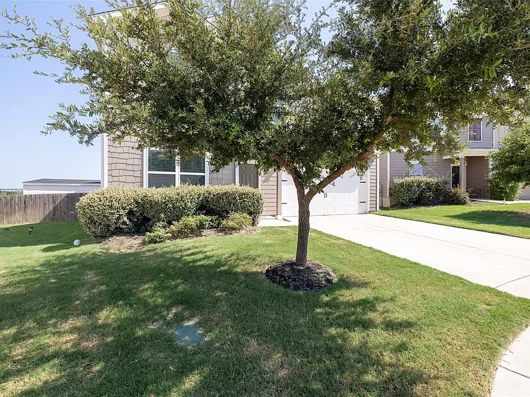 6300 Routenburn St — Photo 3
