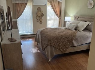 140 Kane St APT B6, West Hartford, CT 06119