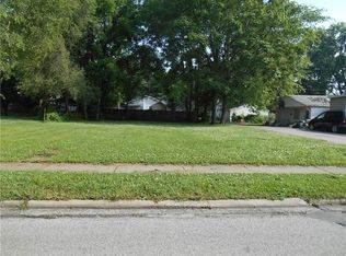 1313 Madison Ave, Charleston, IL 61920