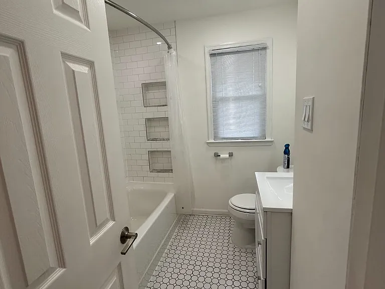 615 Chase Ave #2 — Photo 14
