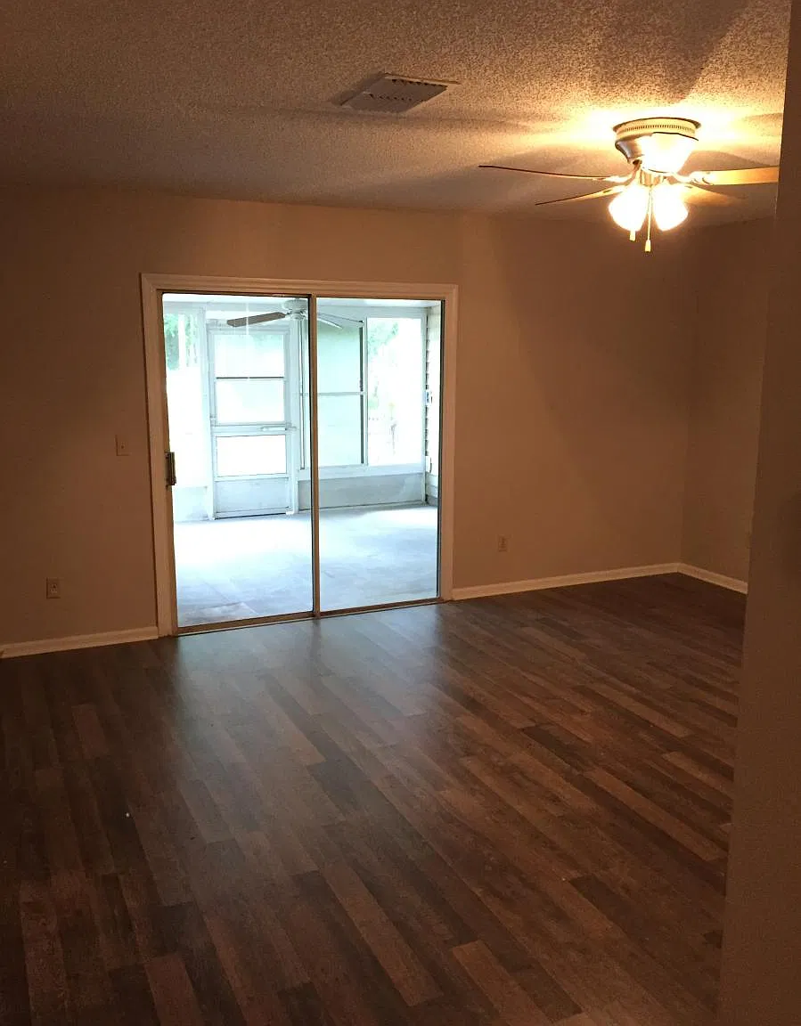 2 bed, 2.5 bath, 1114 sqft, $1,800 — Photo 4