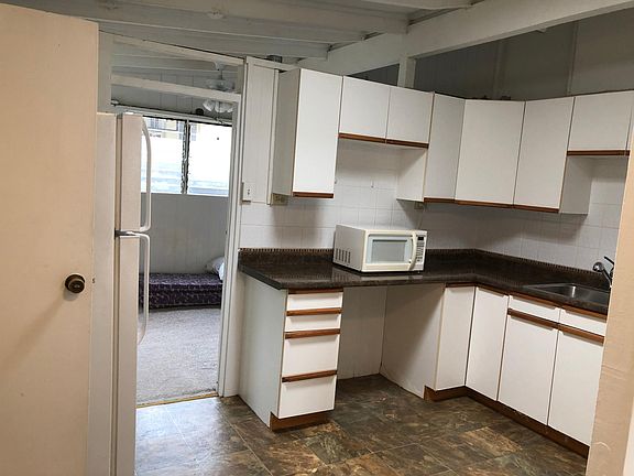 5th image of 715 Kahoa Dr #1