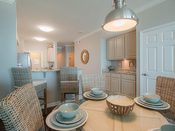 5th image of 2230 Beach Dr APT 707