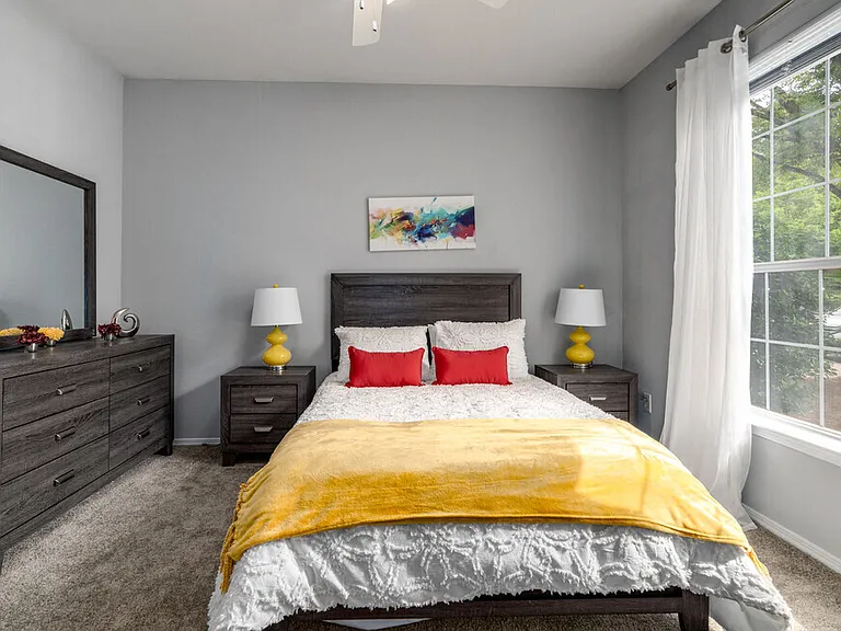 The Fairways at Piper Glen Apartments — Photo 22