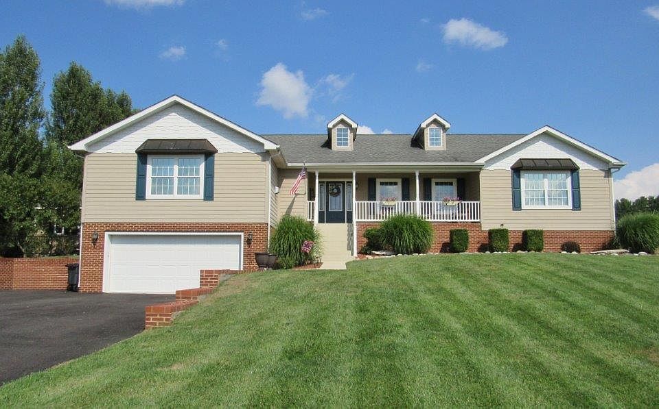 1st image of 5306 Crossbow Dr