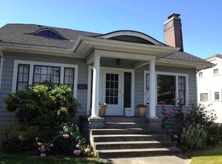 1211 NE 70th St, Seattle, WA 98115