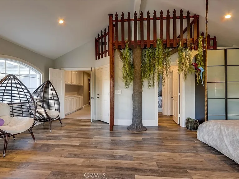 28092 Tefir — Photo 40