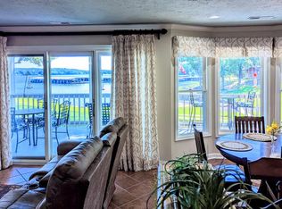 226 Pleasant Pl APT B2, Springville, TN 38256