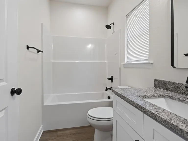 4800 Greenfield Dr — Photo 19