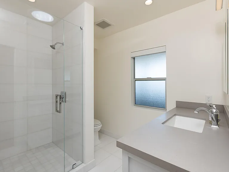 813 E Anapamu St #4B — Photo 15