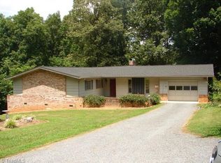 554 Kennedy Ctry Dr, Asheboro, NC 27205
