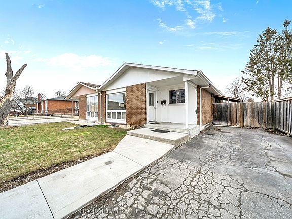 2nd image of 64 Drake Blvd