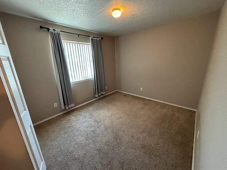 1704 Paisano St NE #3 — Photo 13