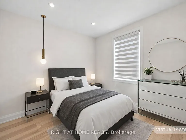 961 Victoria Park Ave — Photo 7