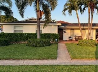 2412 Edgewater Dr, West Palm Beach, FL 33406